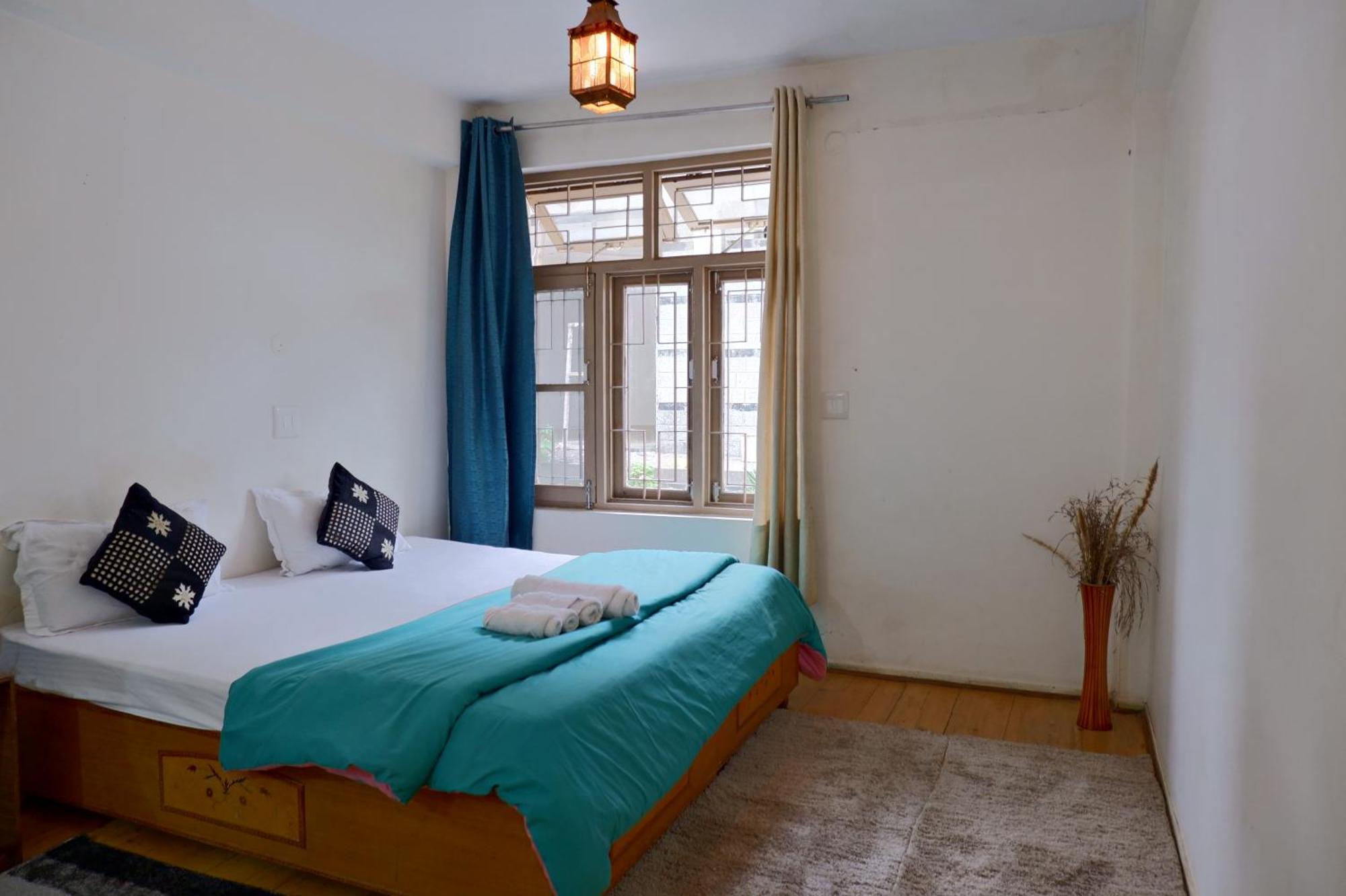 Utopia Hostels Dharamkot Mcleodganj Дармсала Екстер'єр фото
