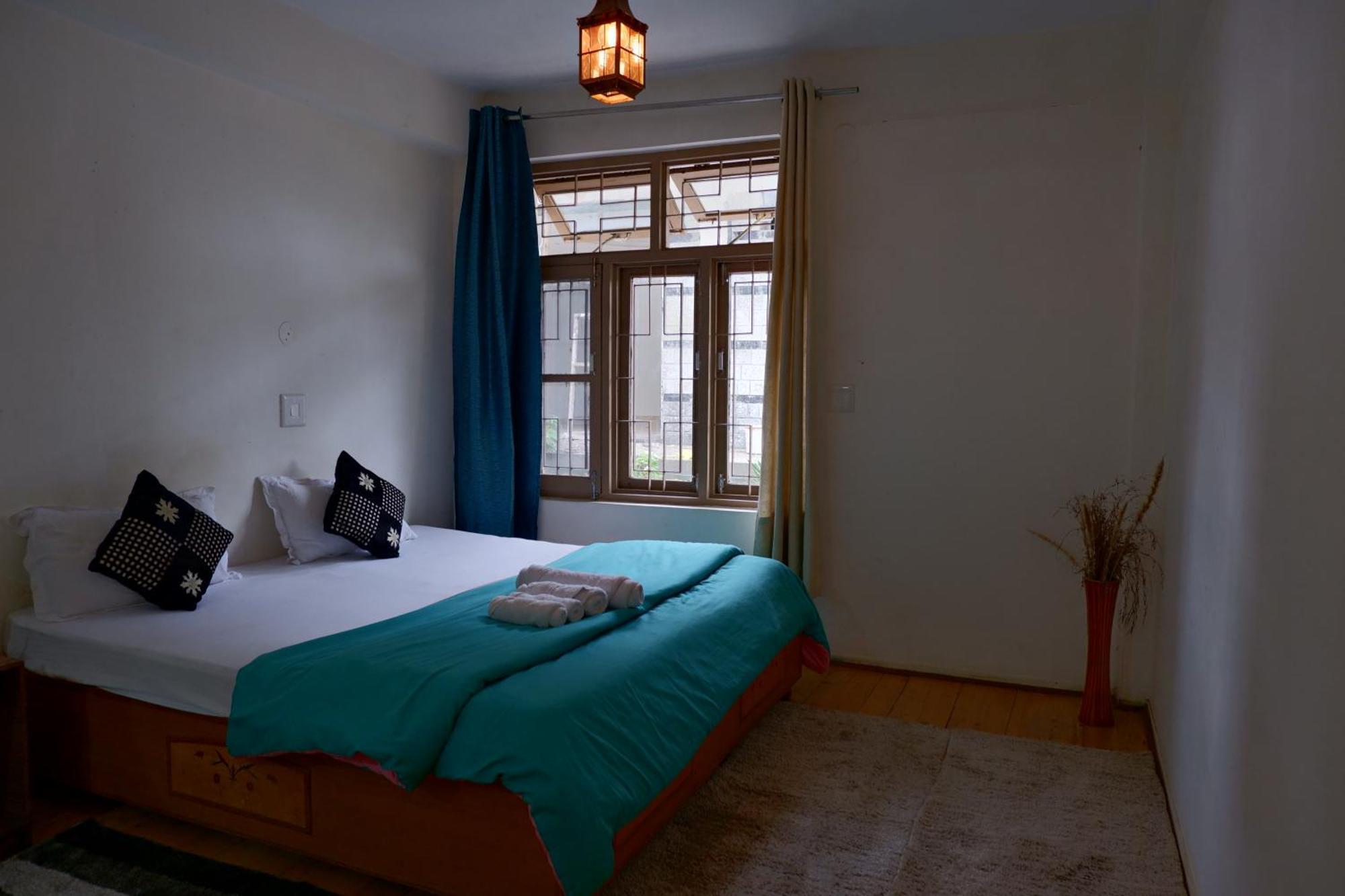 Utopia Hostels Dharamkot Mcleodganj Дармсала Екстер'єр фото