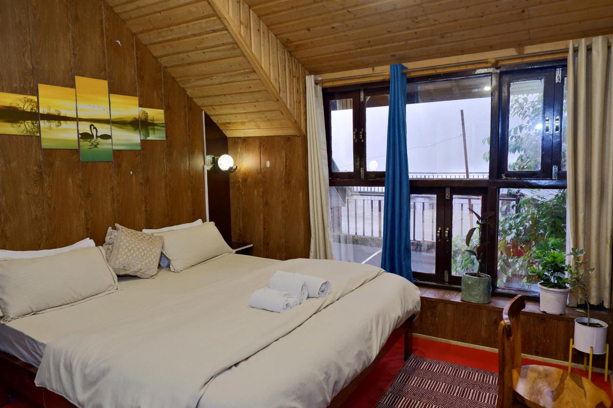 Utopia Hostels Dharamkot Mcleodganj Дармсала Екстер'єр фото